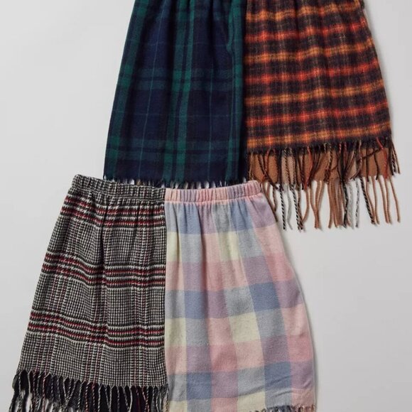 NWT UO Urban Renewal Remade Plaid Scarf Mini Skirt - Picture 4 of 11